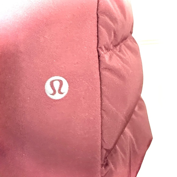 Lululemon Down For It All Vest Size 6 NWOT Cassis - Picture 9 of 12